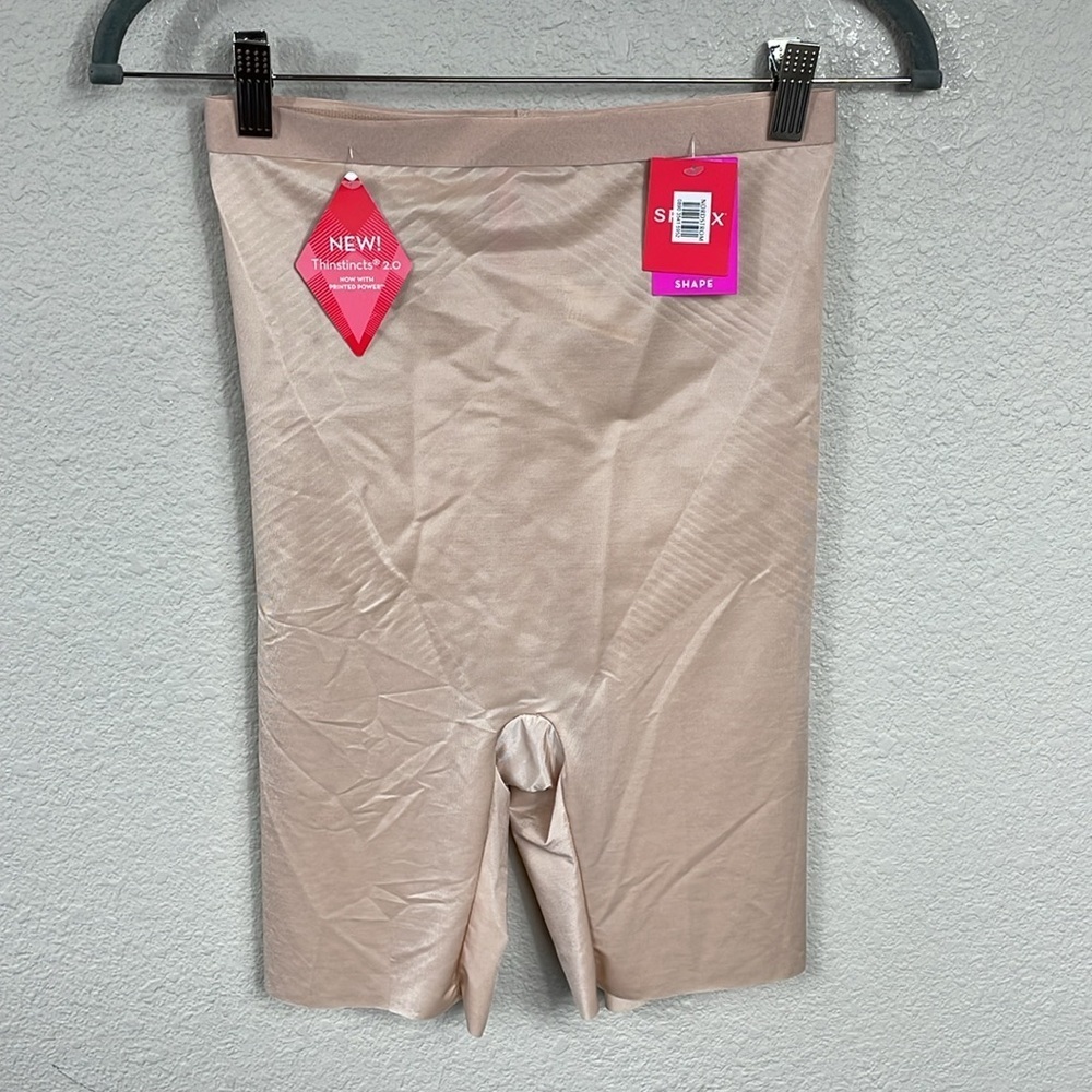 NWT Spanx Thinstincts 2.0 High Waist Mid Thigh Shapewear Shorts Beige Sz M - Picture 4 of 13